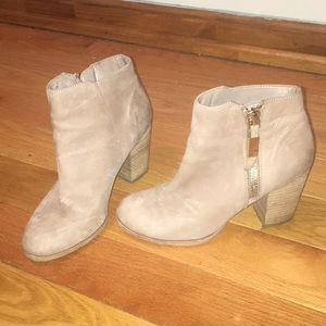 ALDO suede beige booties size 7.5.